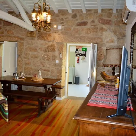 Tatil Evi Assento Geres - Grand Eco-retreat - Jacuzzi Views