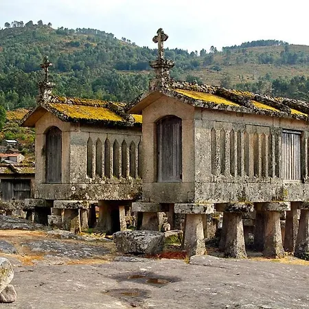 Assento Geres - Grand Eco-retreat - Jacuzzi Views Tatil Evi Lindoso