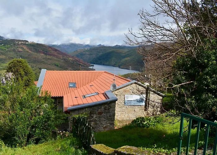 Assento Geres - Grand Eco-retreat - Jacuzzi Views Дом отдыха Lindoso