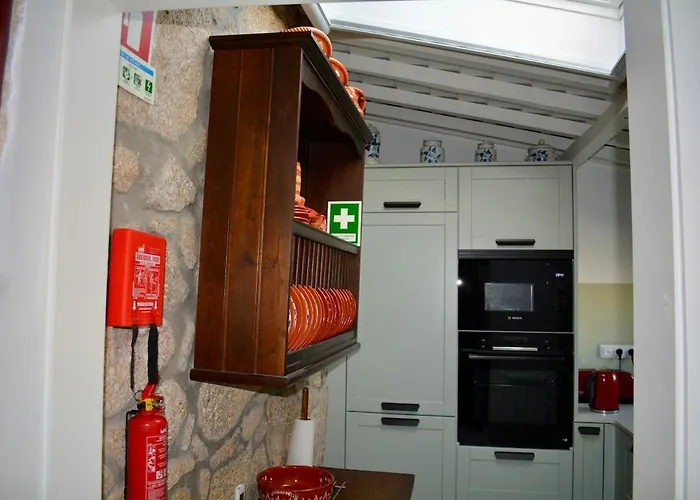 Assento Geres - Grand Eco-retreat - Jacuzzi Views Дом отдыха Lindoso