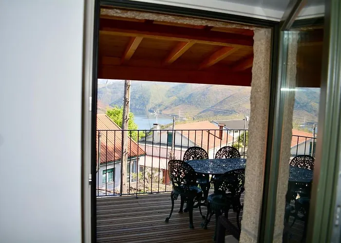 Дом отдыха Assento Geres - Grand Eco-retreat - Jacuzzi Views Lindoso