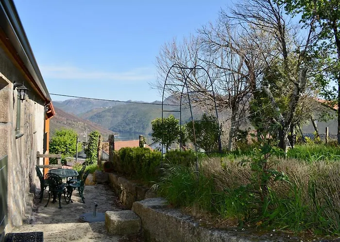 Assento Geres - Grand Eco-retreat - Jacuzzi Views